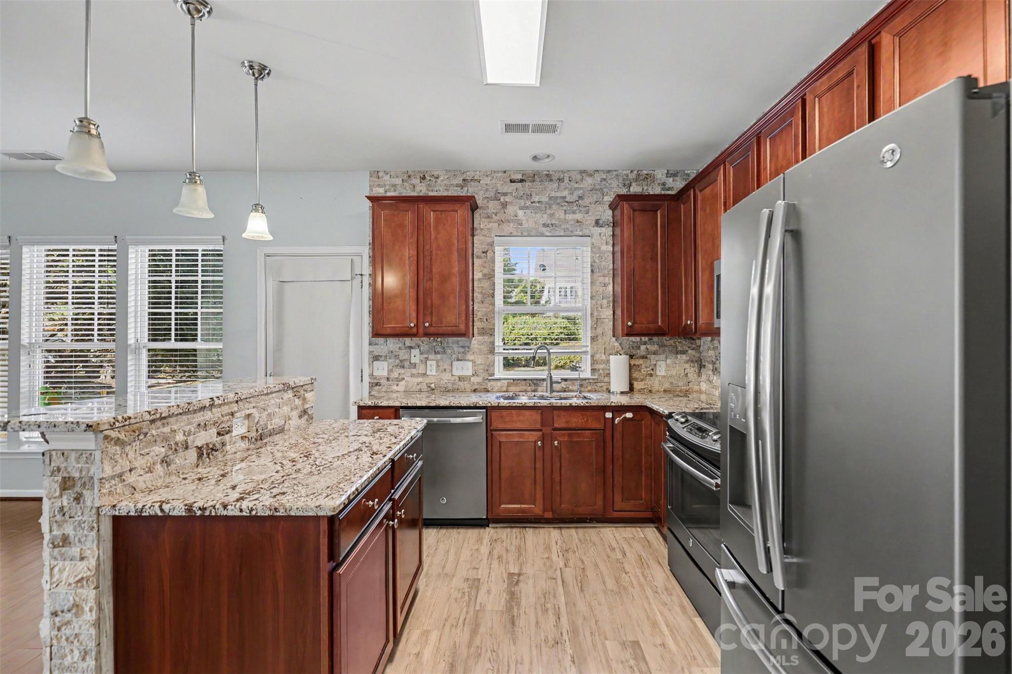 712 Tulip Tree Place Property Photo 16