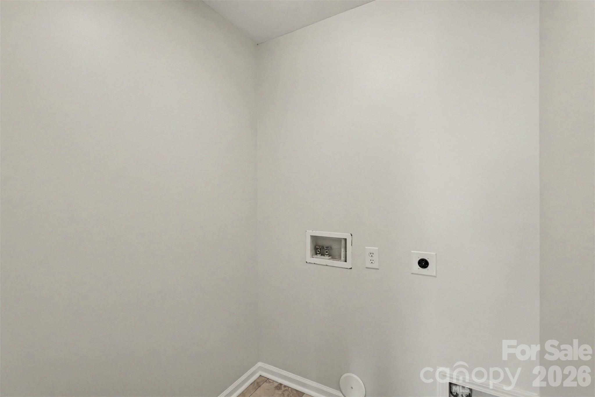 712 Tulip Tree Place Property Photo 20