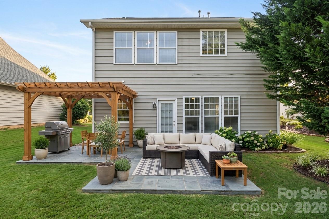712 Tulip Tree Place Property Photo 23