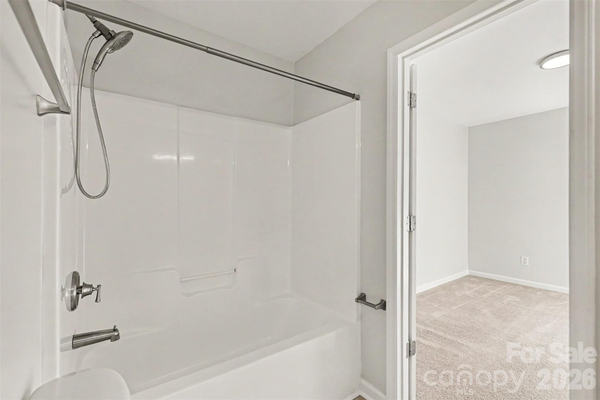 712 Tulip Tree Place Property Photo 26