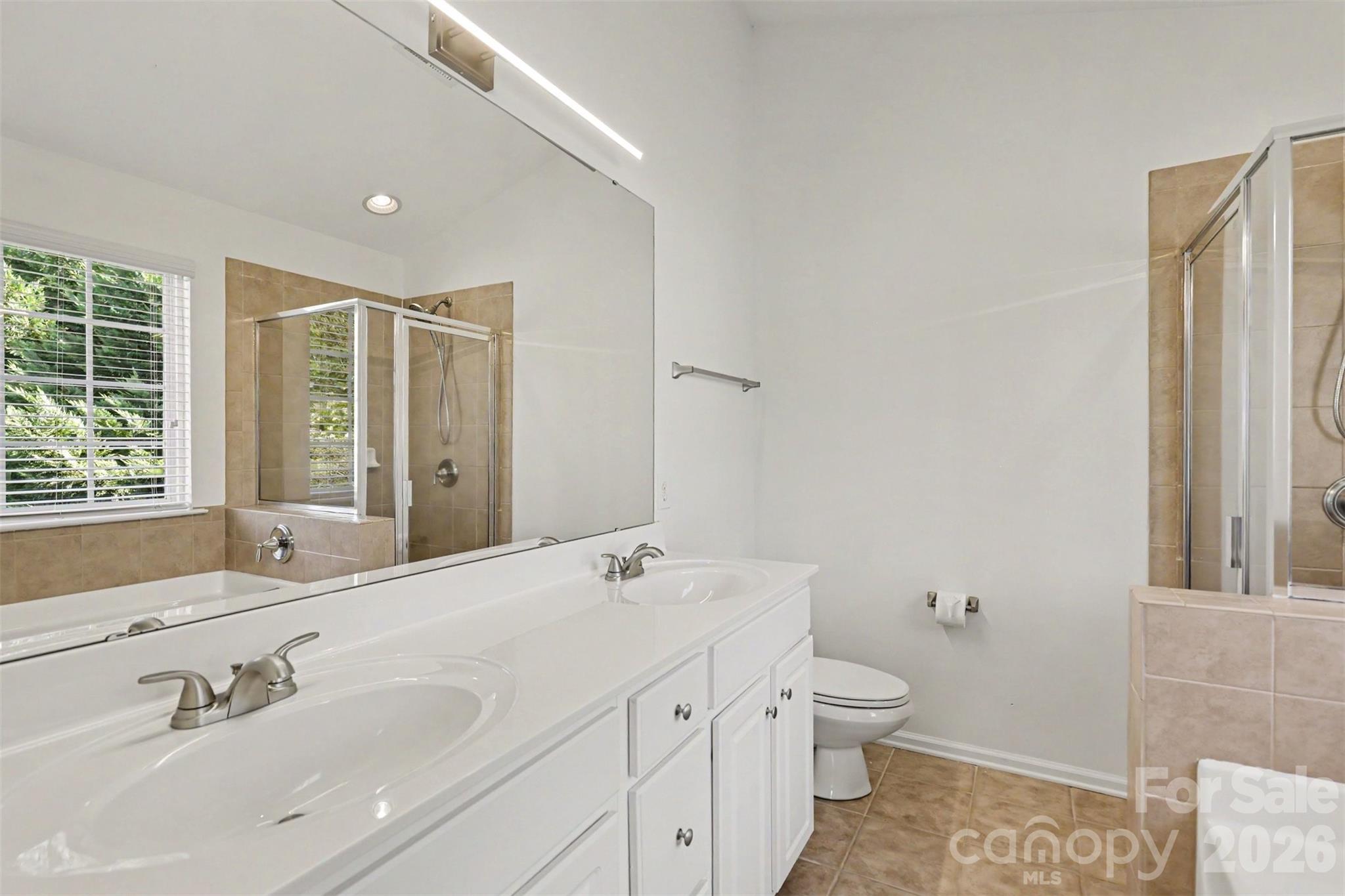 712 Tulip Tree Place Property Photo 28