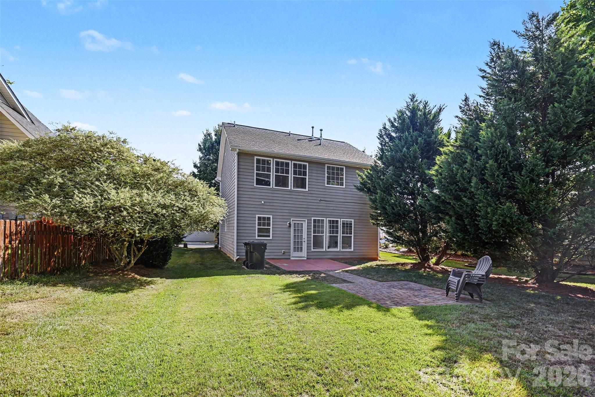 712 Tulip Tree Place Property Photo 32