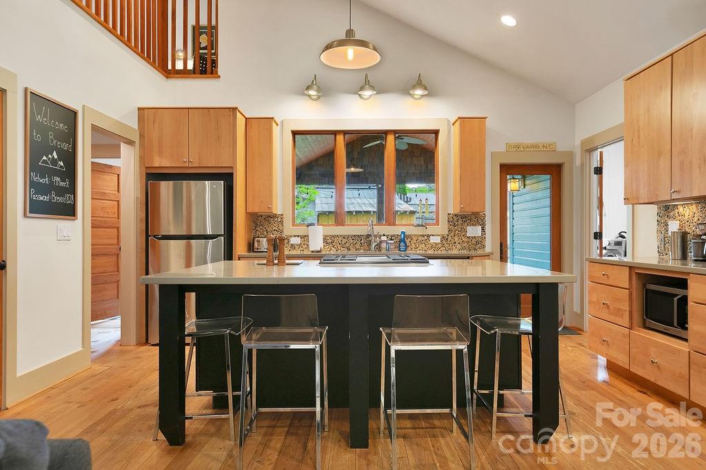 49 Miner Street Property Photo 11