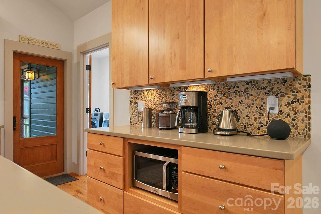 49 Miner Street Property Photo 13