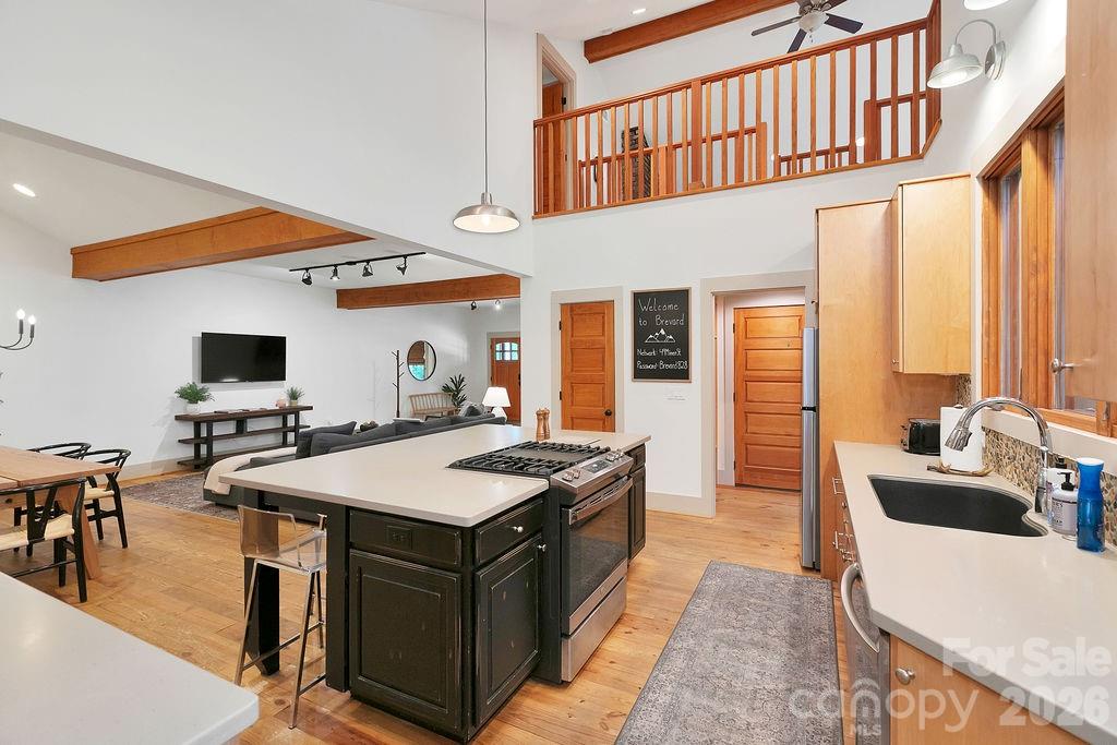 49 Miner Street Property Photo 15