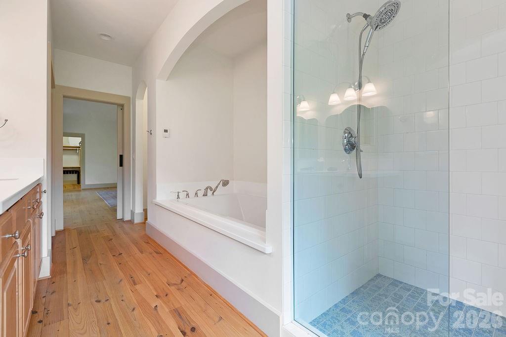 49 Miner Street Property Photo 20