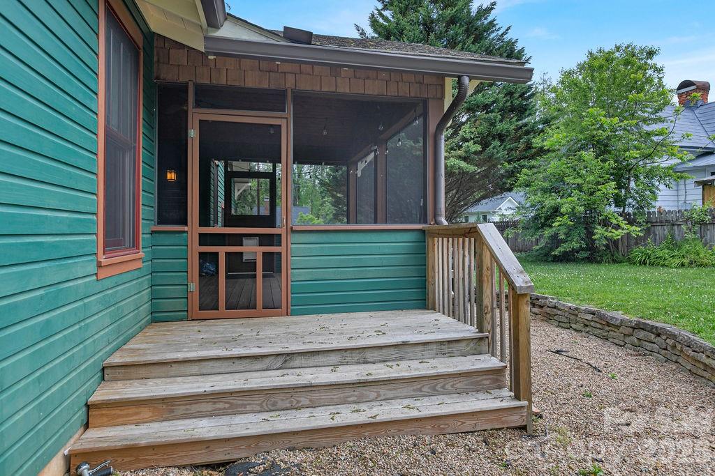 49 Miner Street Property Photo 38