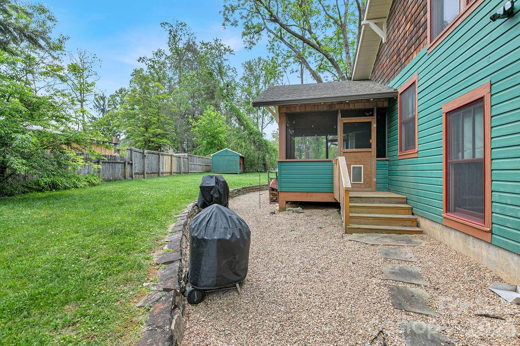 49 Miner Street Property Photo 39