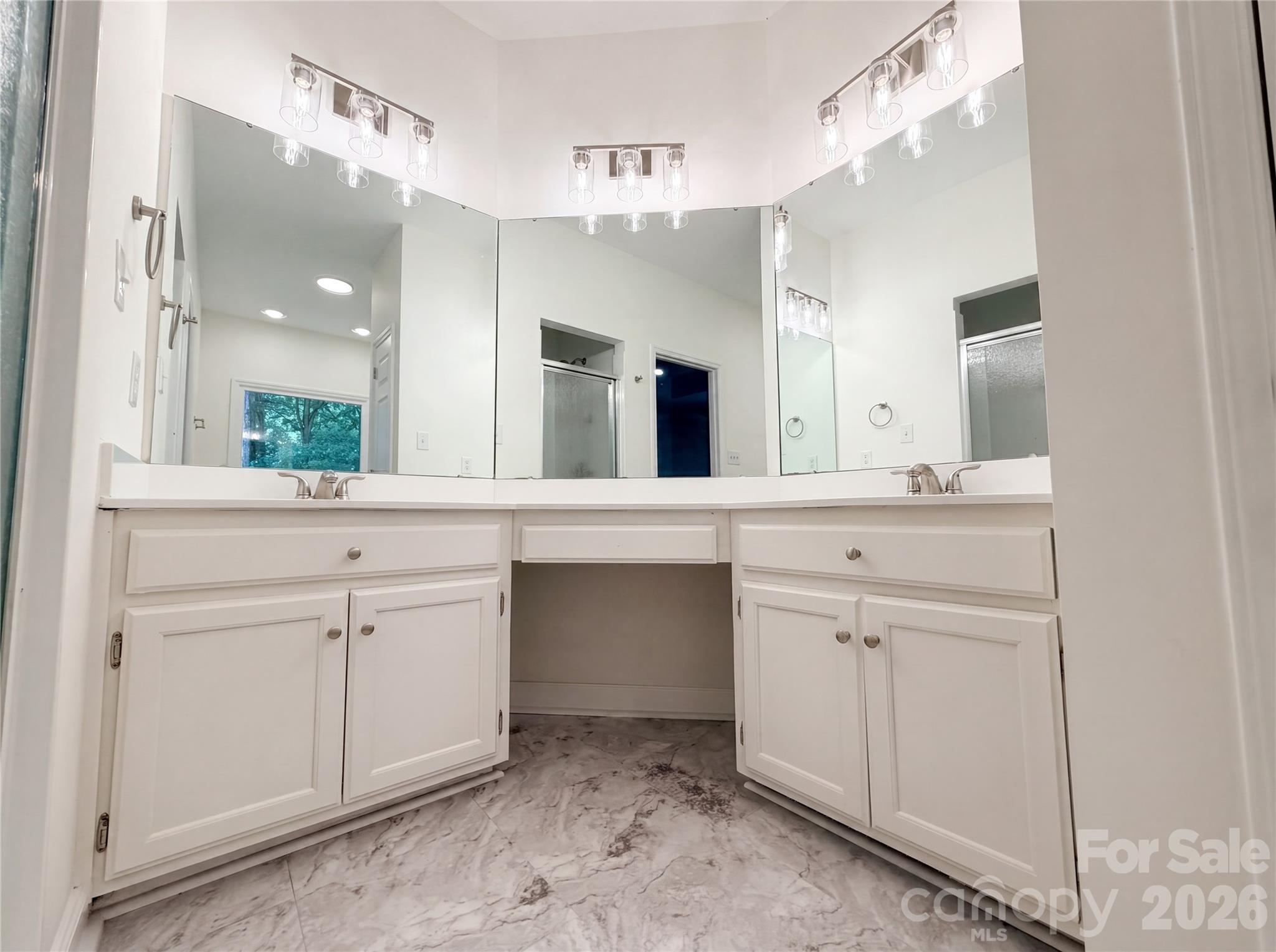 5908 Bookbinders Lane Property Photo 15