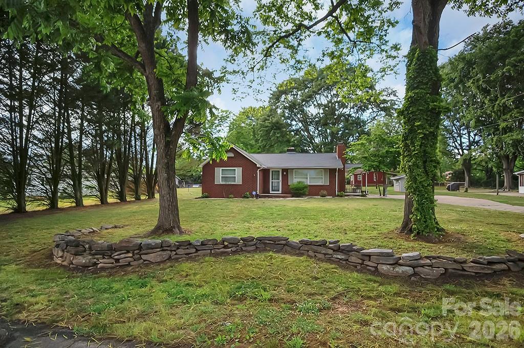 1305 Markway Street Property Photo 2