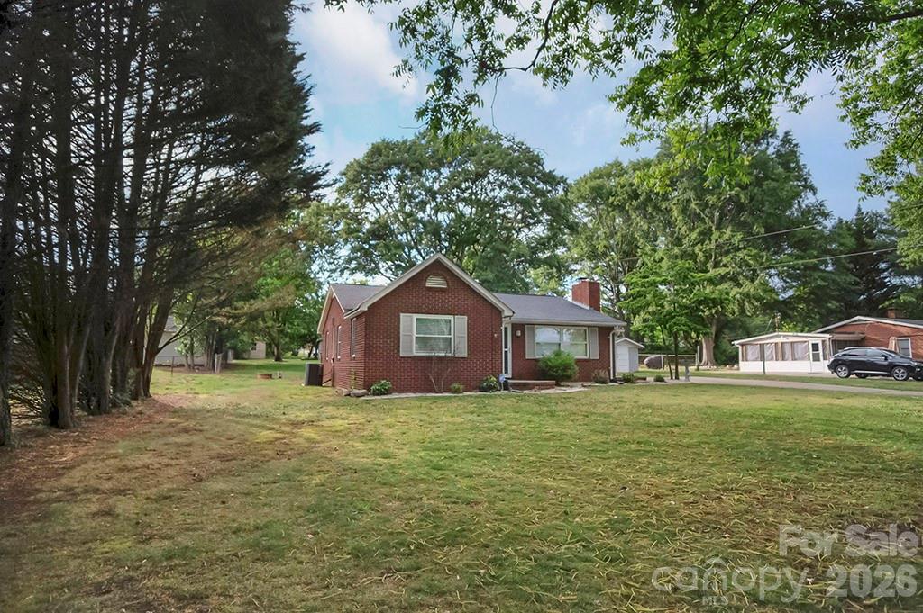 1305 Markway Street Property Photo 4