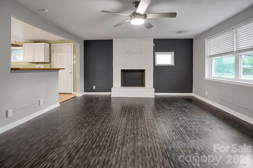 1305 Markway Street Property Photo 9