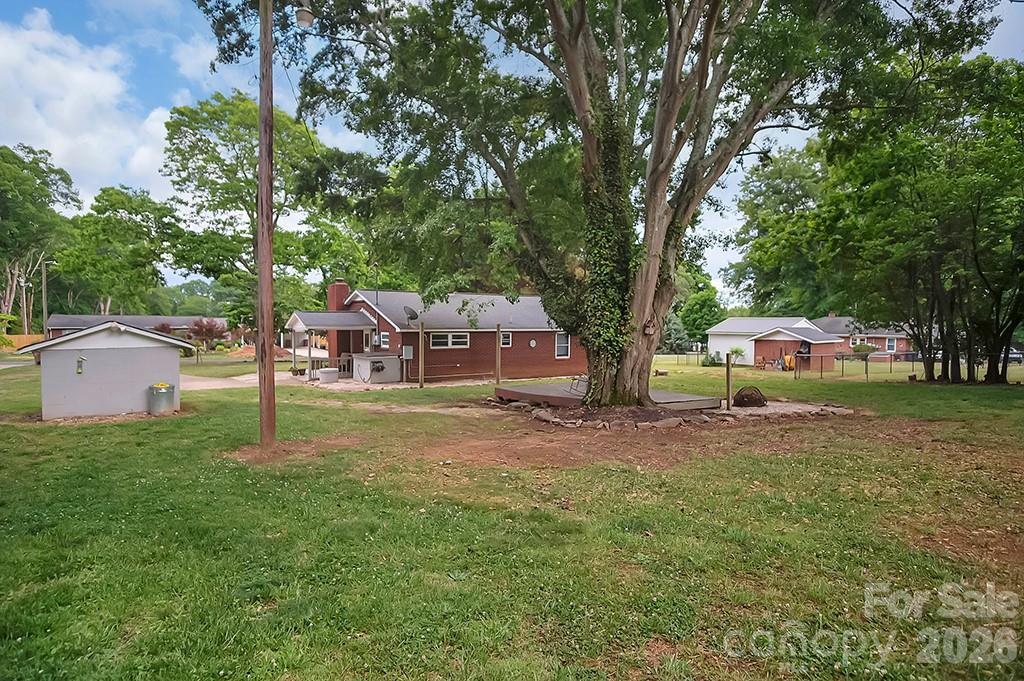 1305 Markway Street Property Photo 34