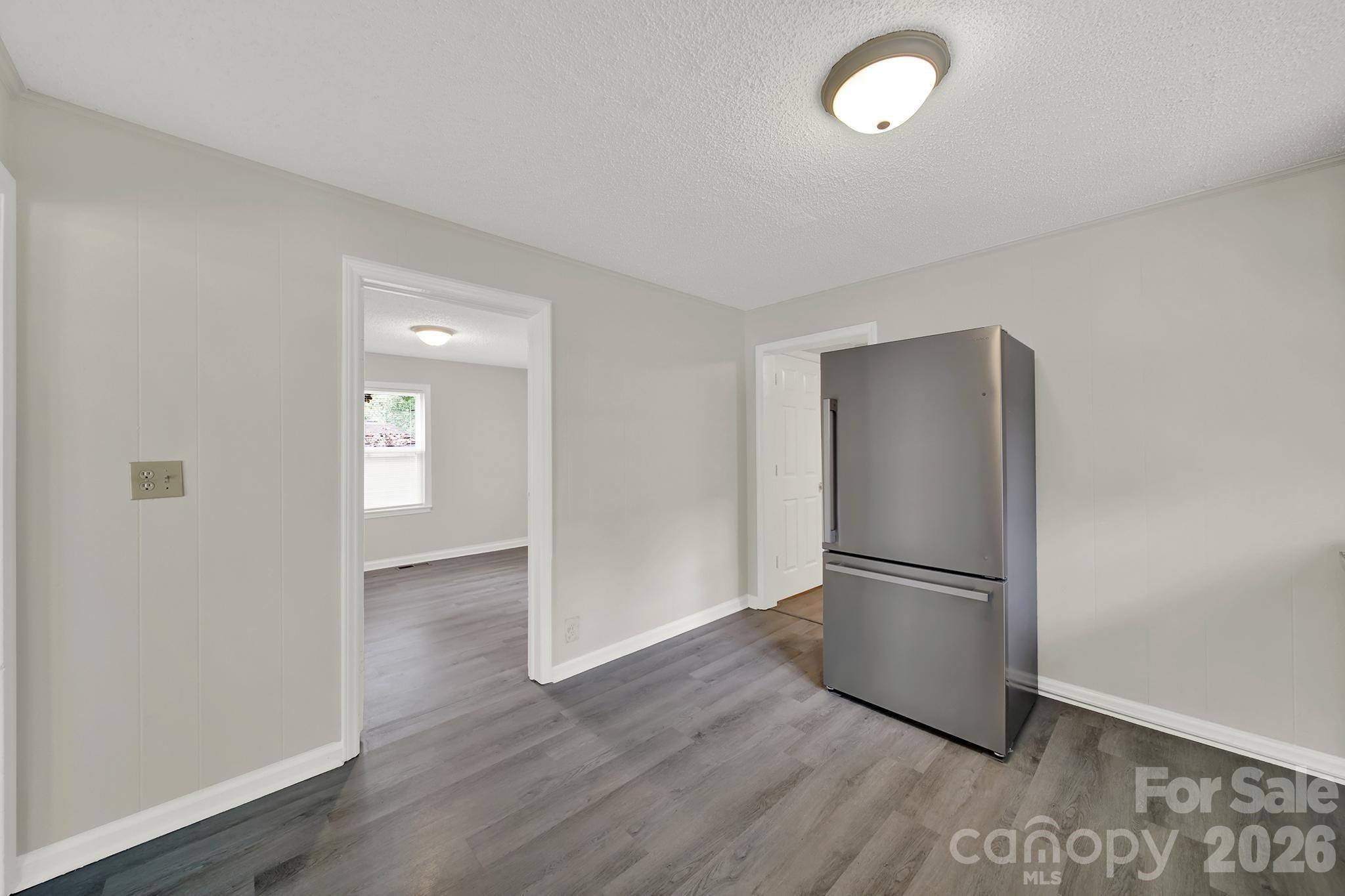 807 Evening Shade Lane Property Photo 7