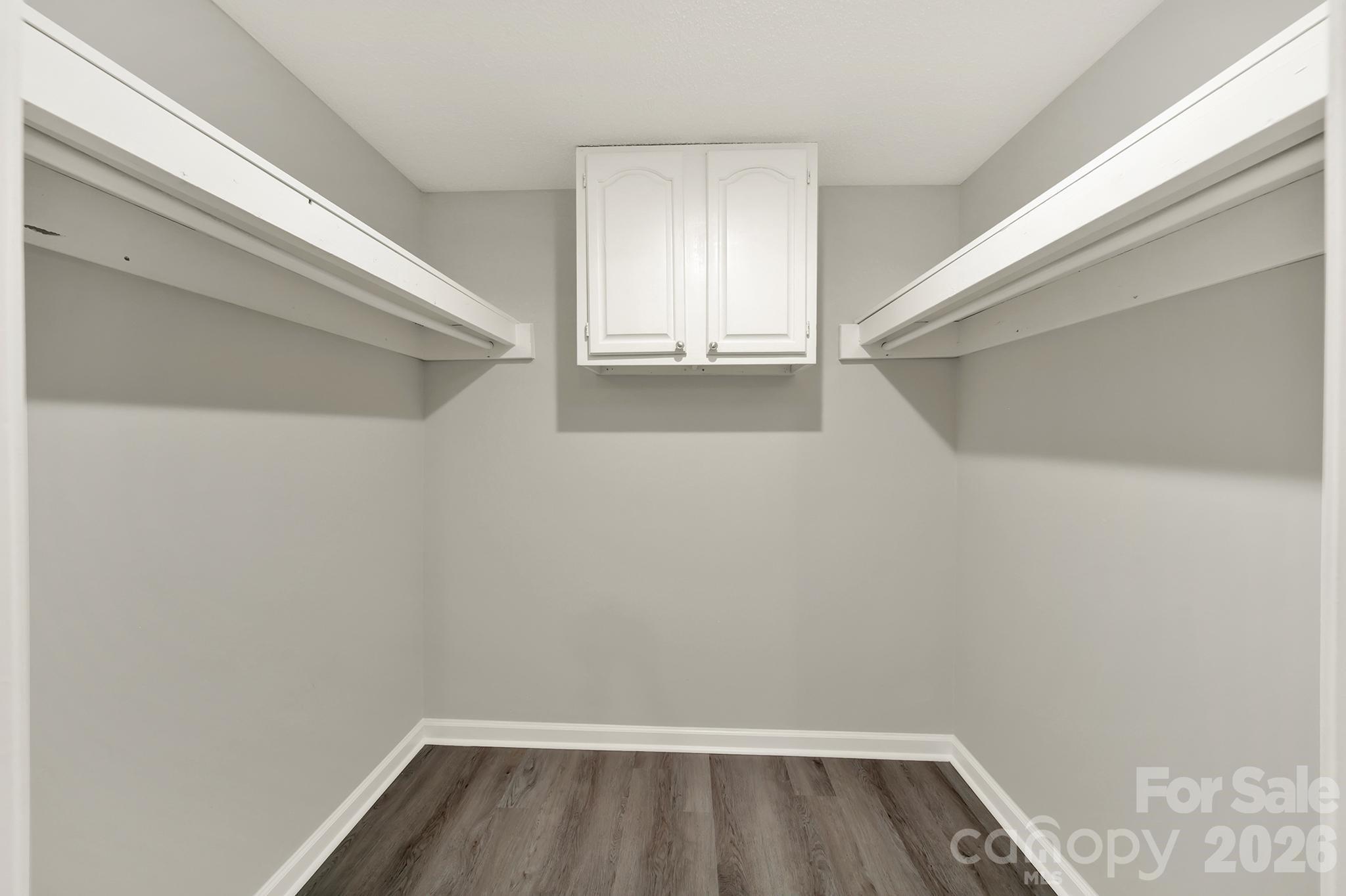 807 Evening Shade Lane Property Photo 14