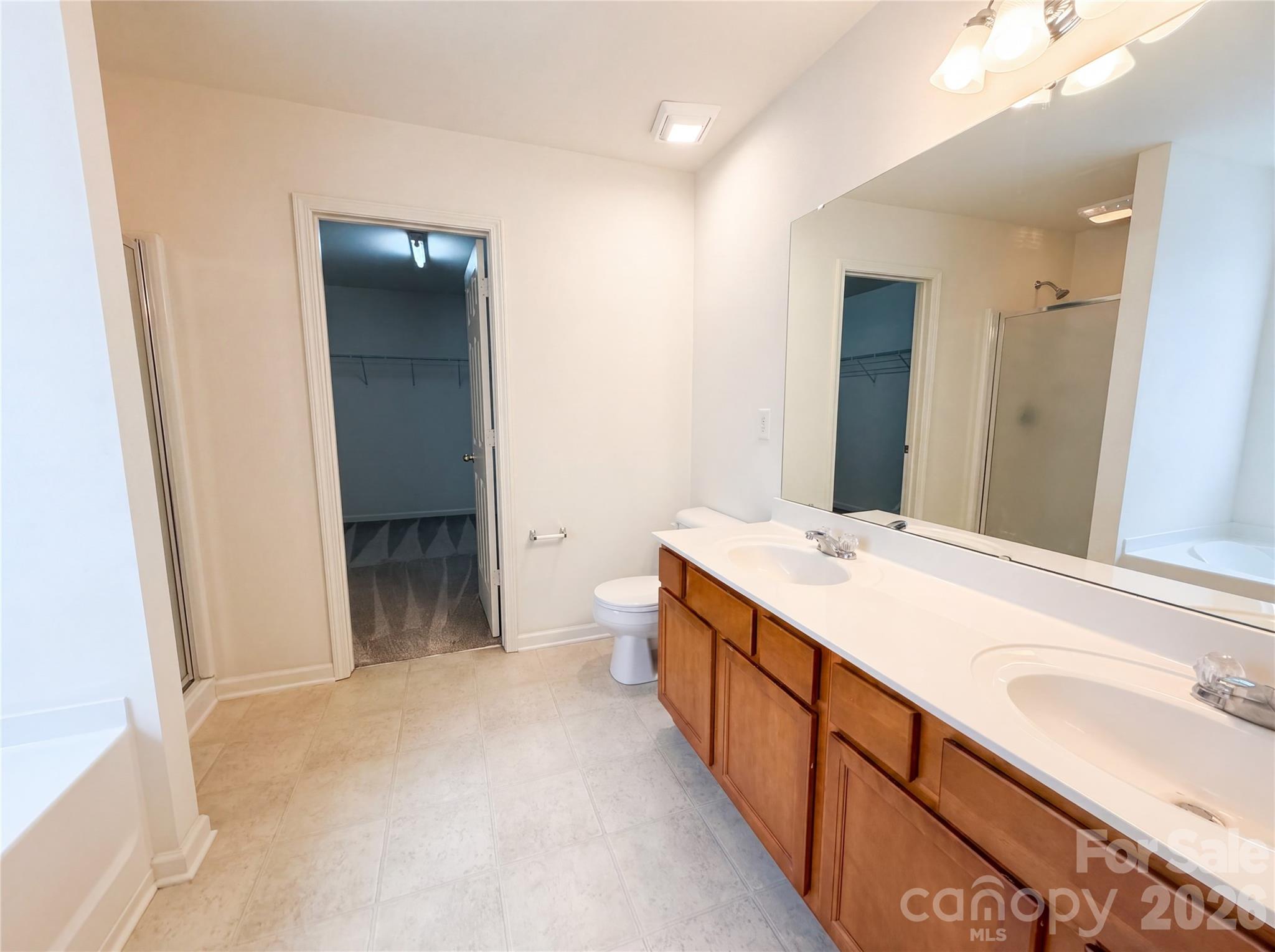 221 Sycamore Creek Road Property Photo 6