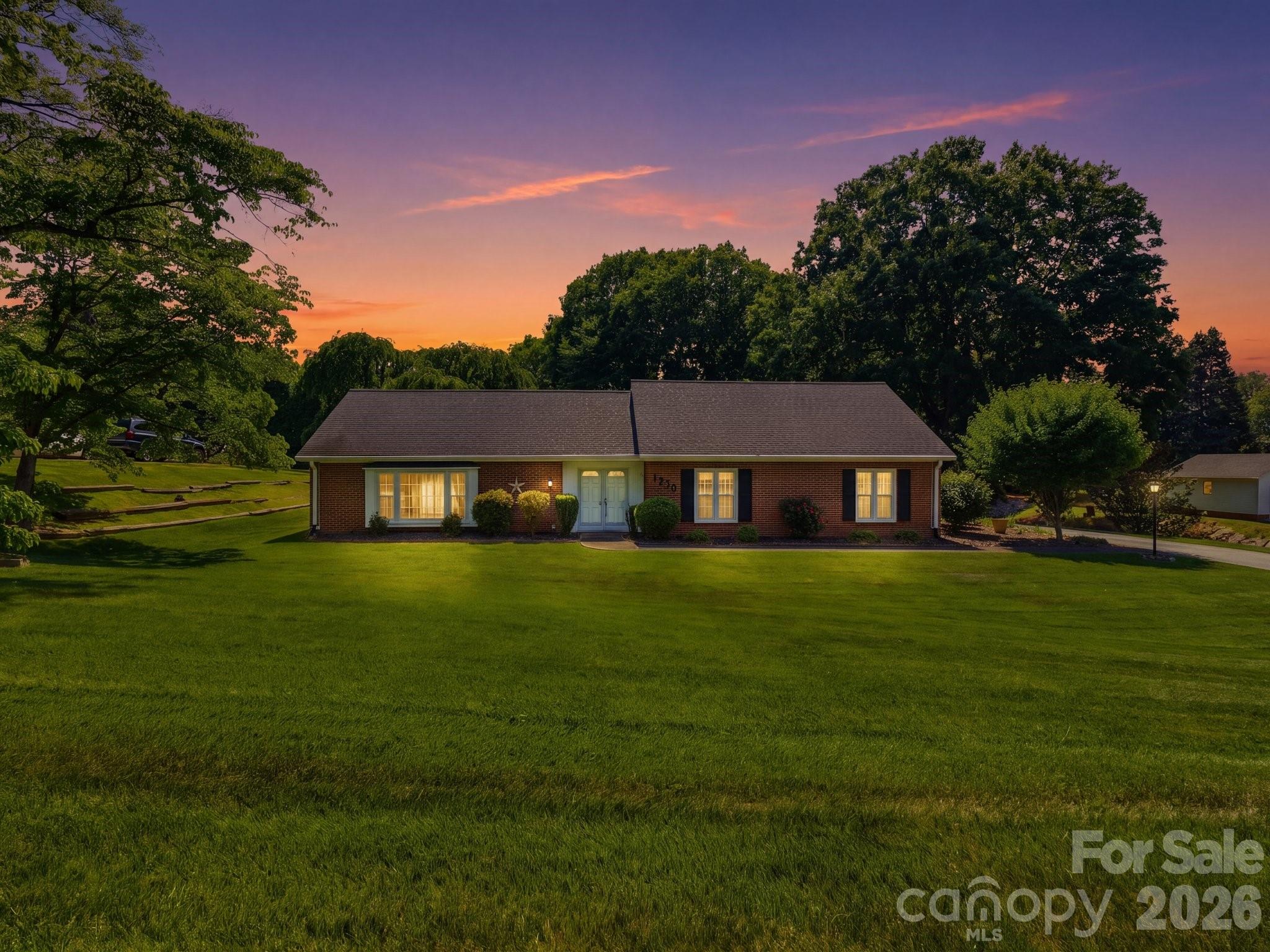 1020 Longreen Drive 50a Property Photo 1