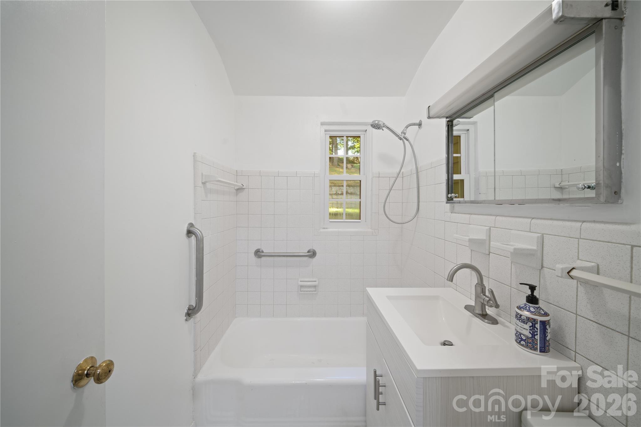 24 Warwick Place Property Photo 14