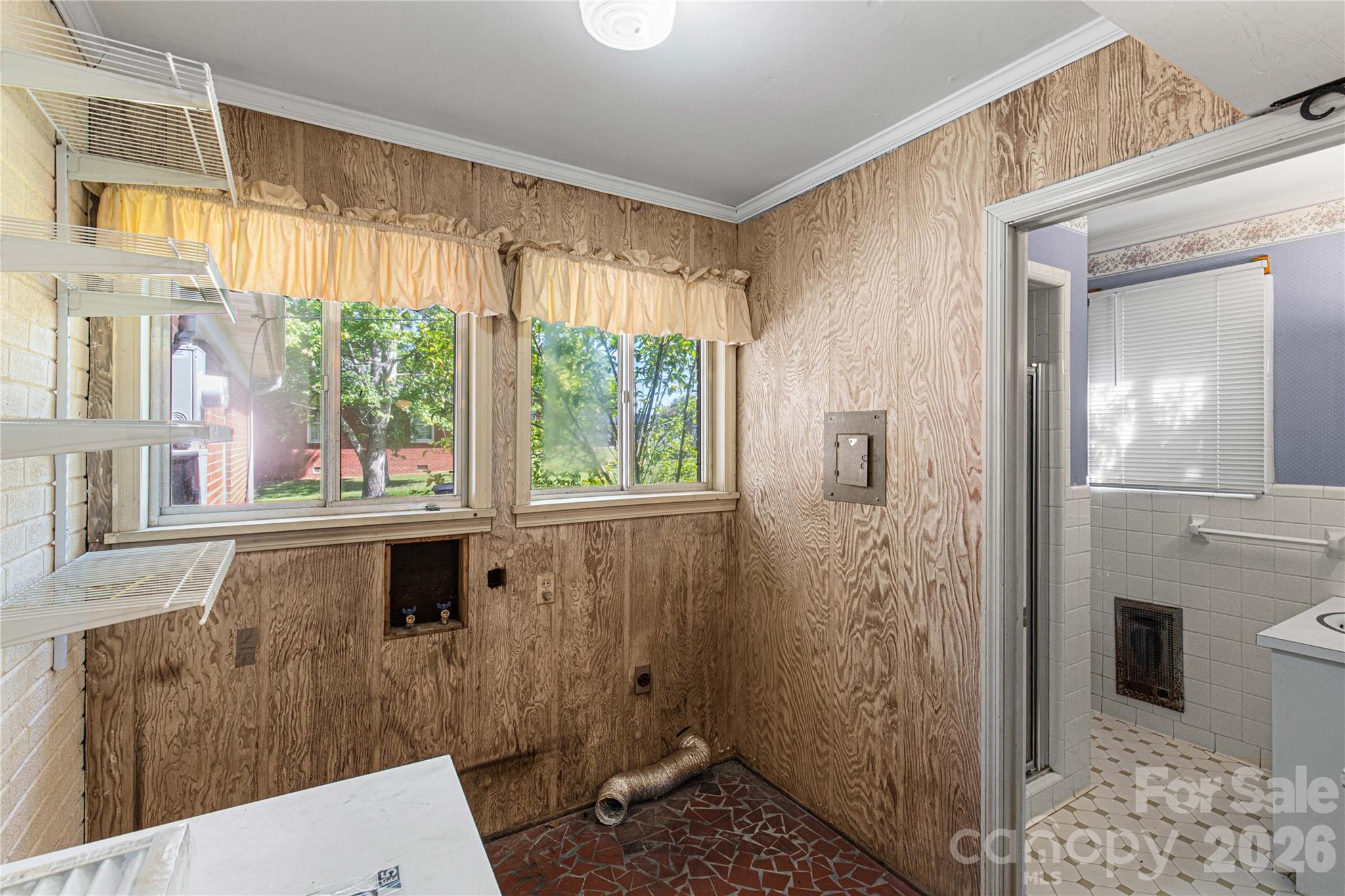 503 N Jackson Road Property Photo 24