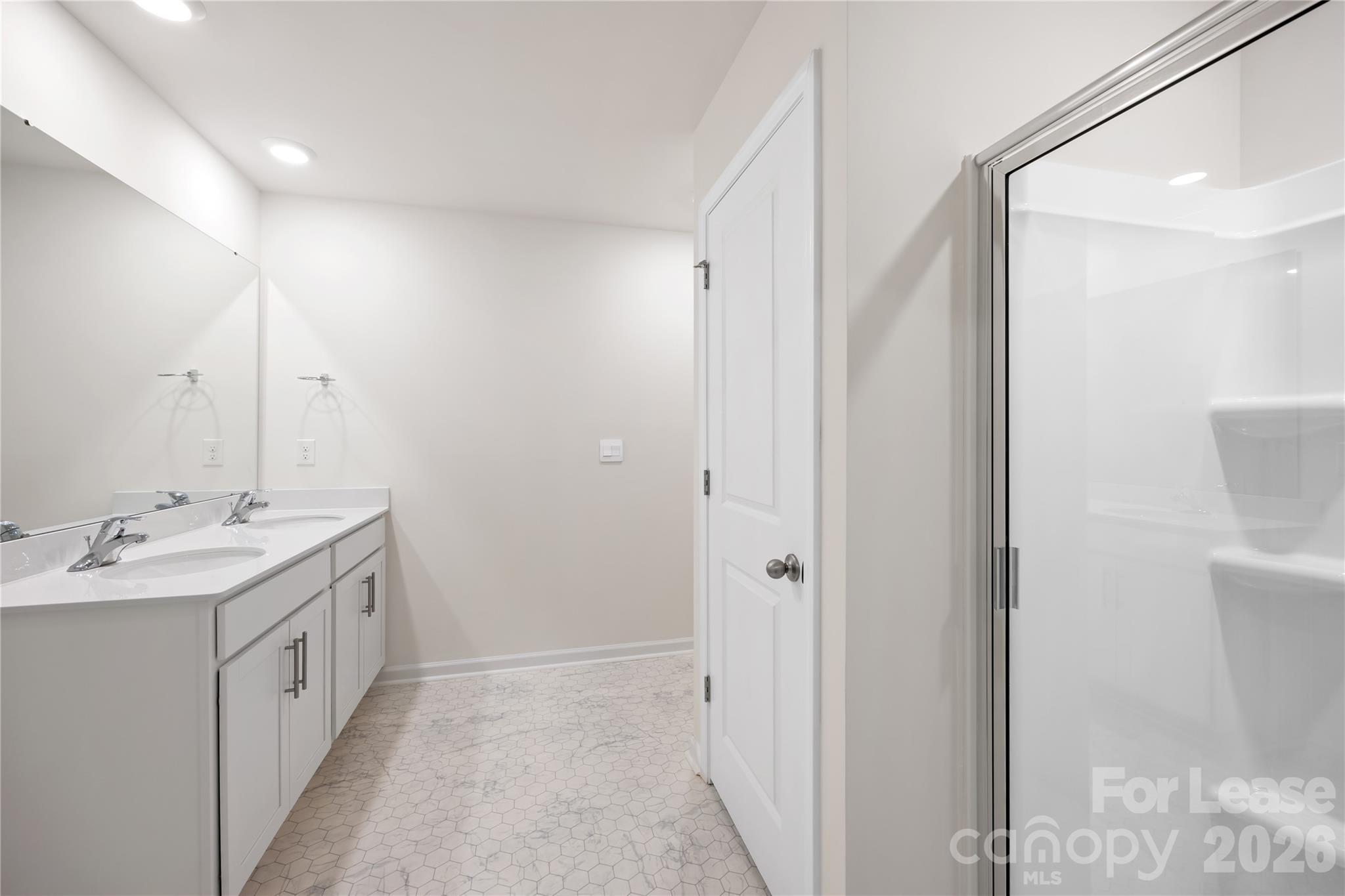 4379343 Property Photo 12