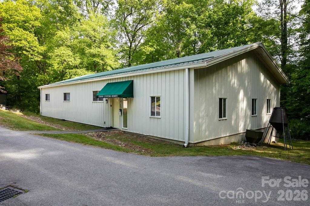 4204 Greenville Highway Property Photo 2