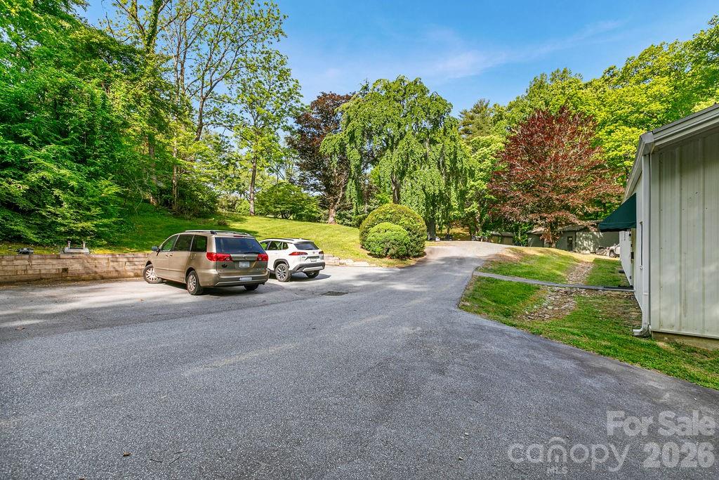 4204 Greenville Highway Property Photo 4