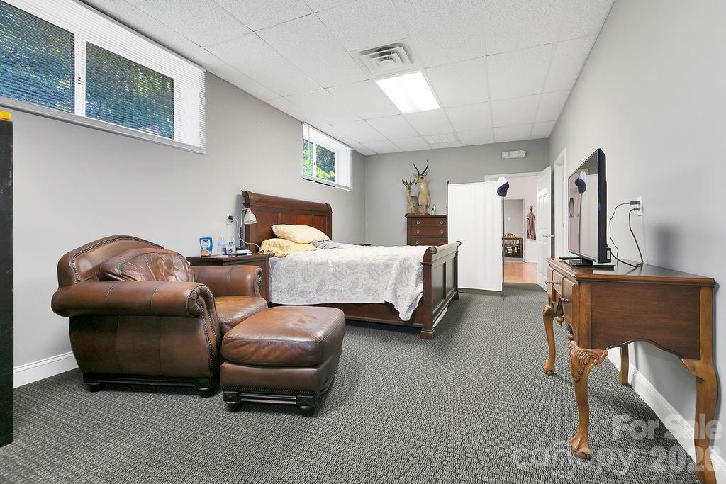 4204 Greenville Highway Property Photo 26