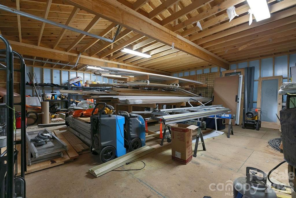 4204 Greenville Highway Property Photo 28