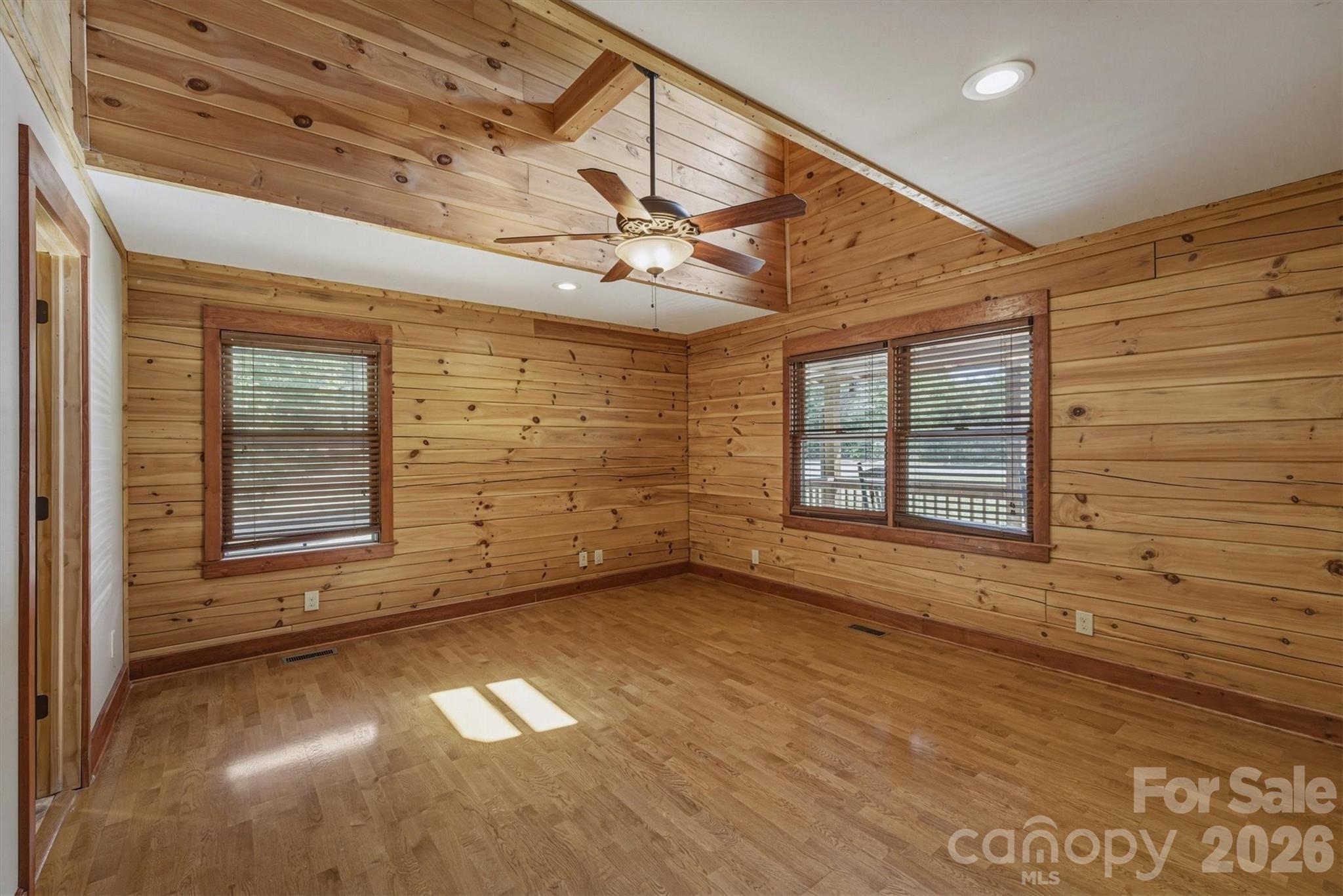 732 Grandview Peaks Drive Property Photo 14