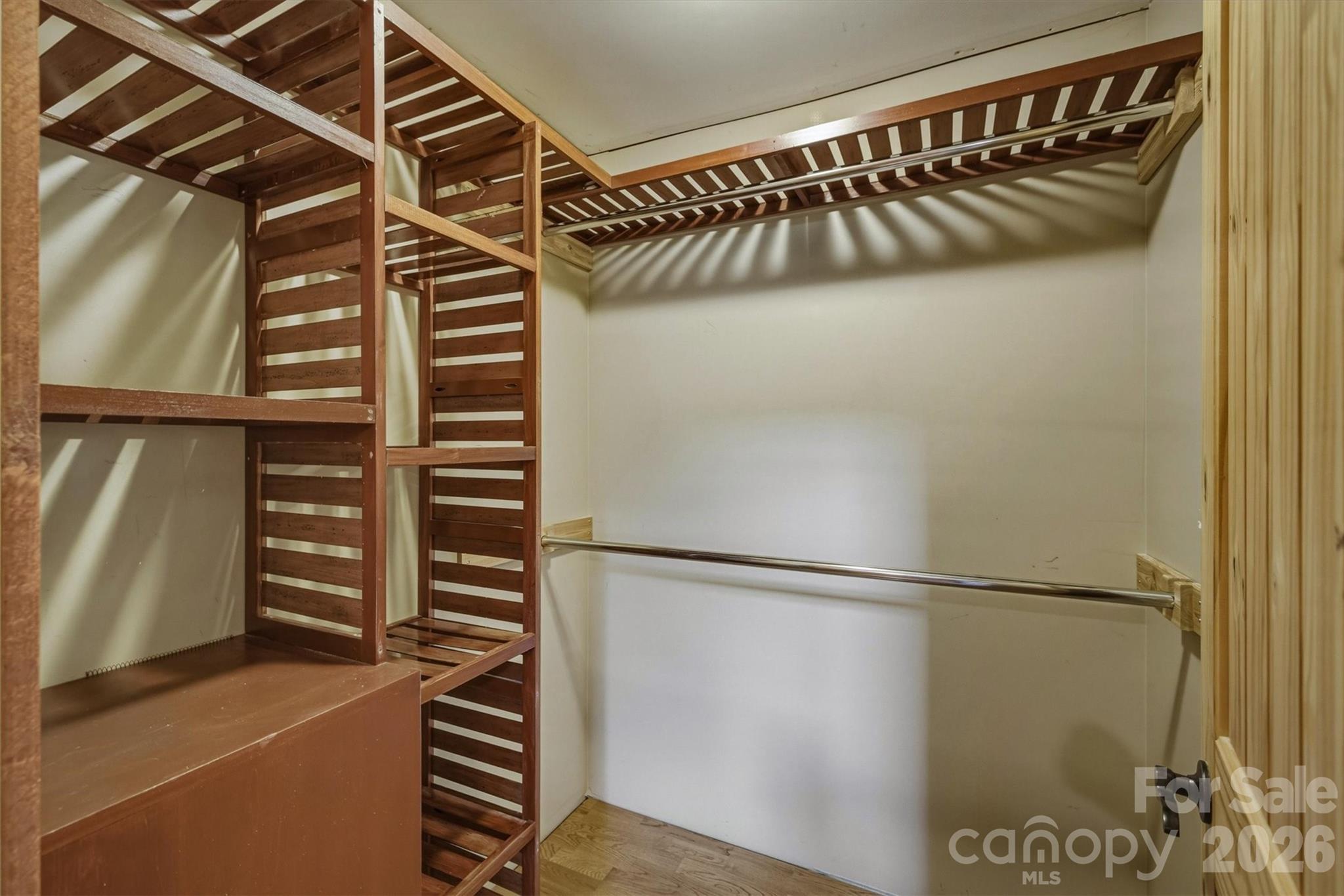 732 Grandview Peaks Drive Property Photo 16