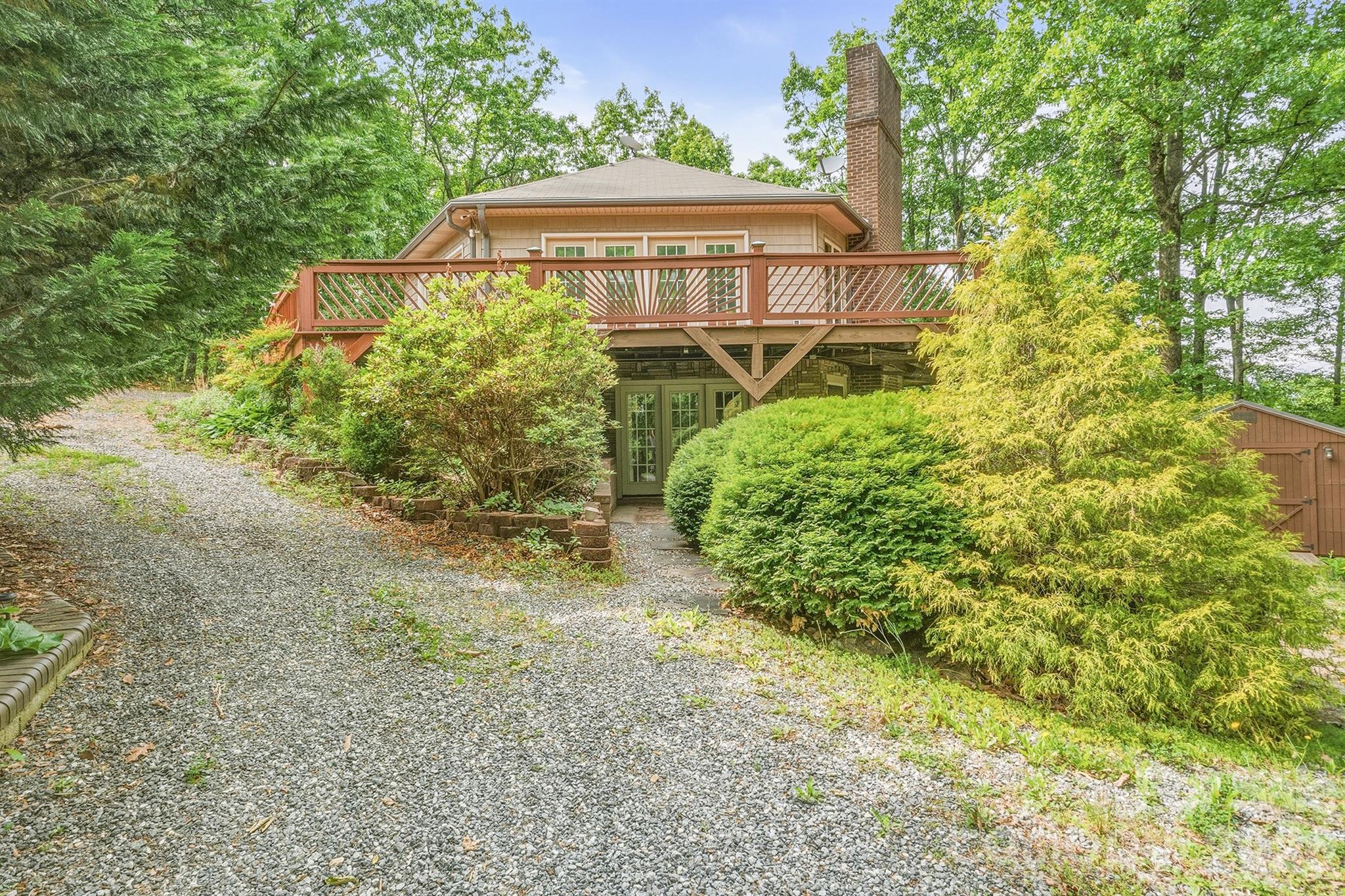 3190 Holly Road Property Photo 3