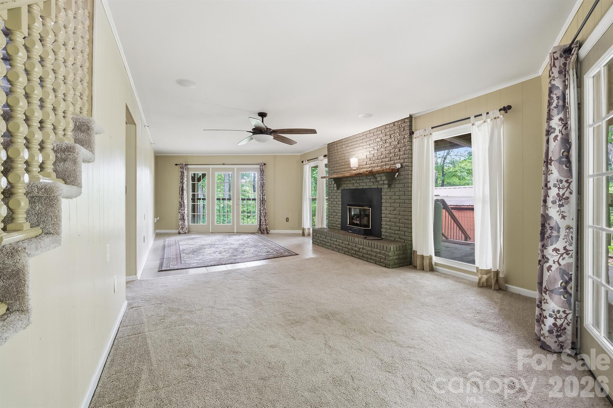 3190 Holly Road Property Photo 11