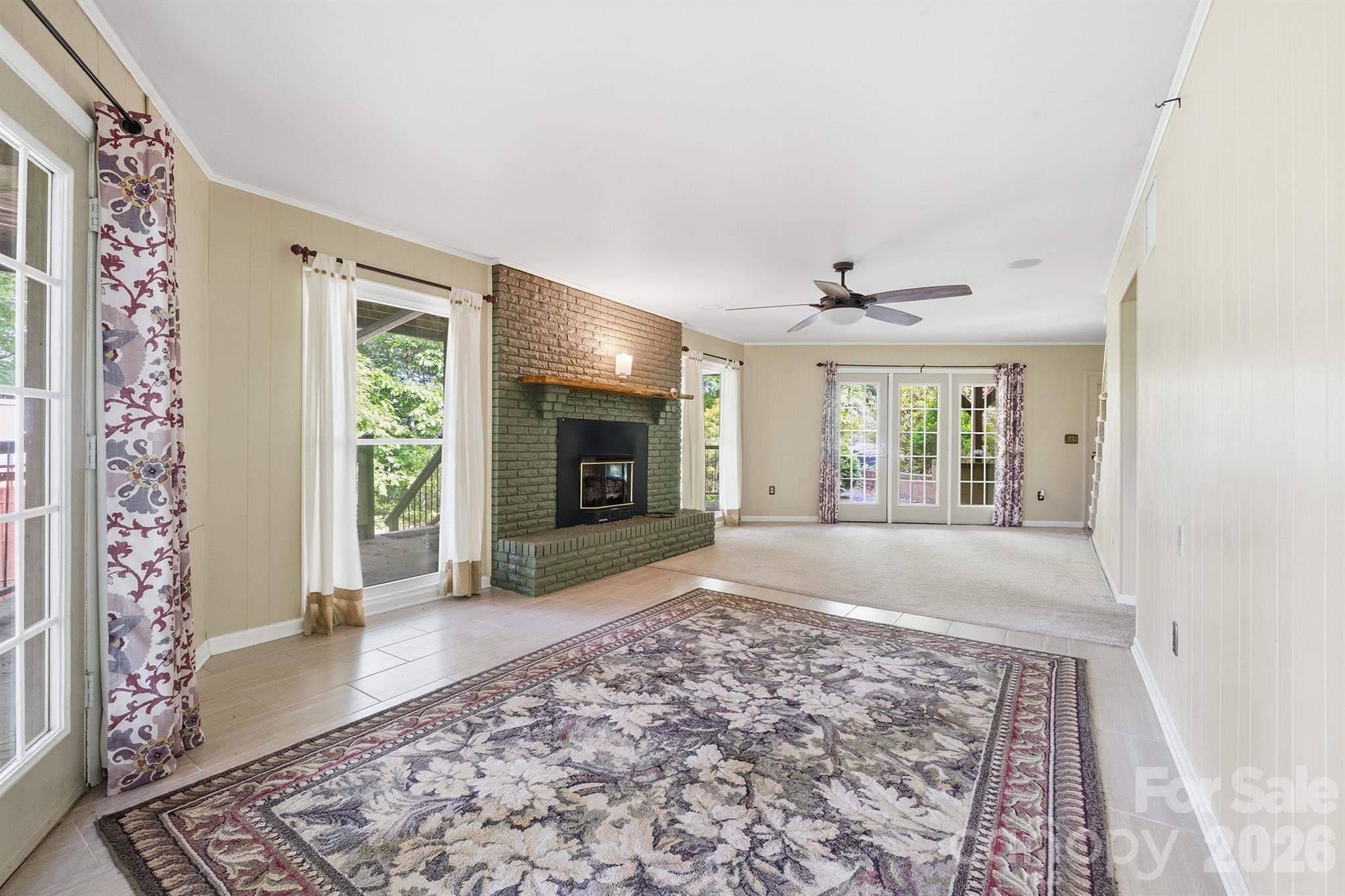 3190 Holly Road Property Photo 15