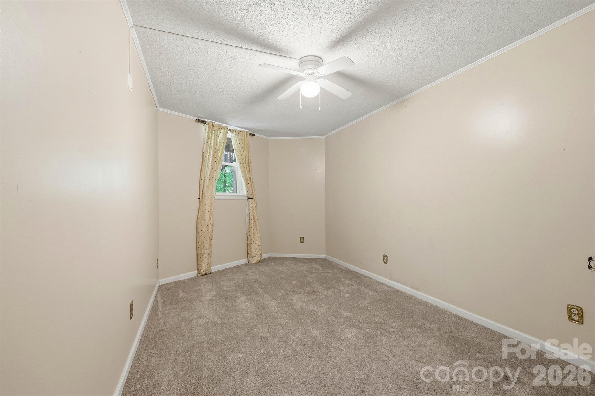 3190 Holly Road Property Photo 17