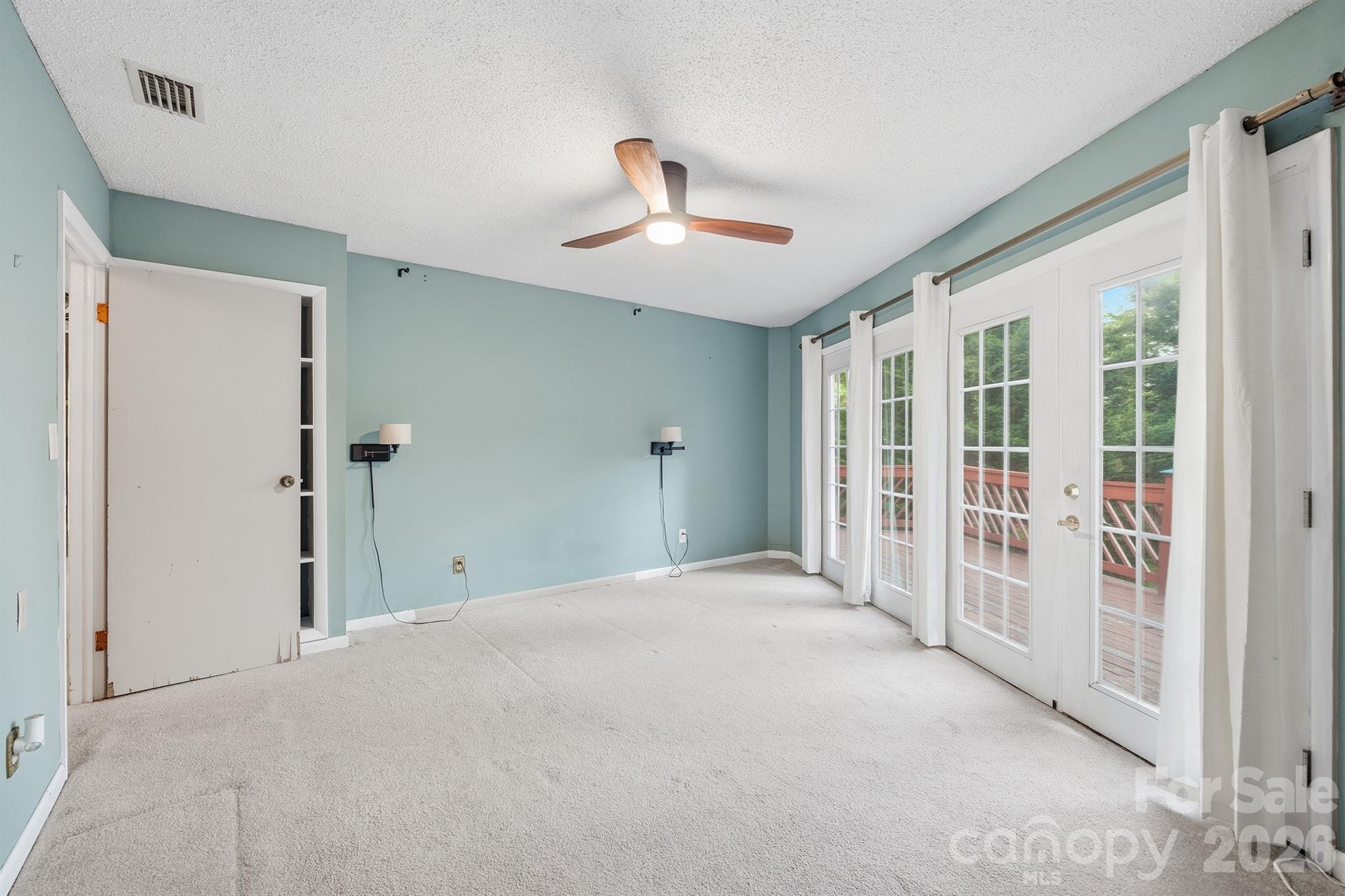 3190 Holly Road Property Photo 26