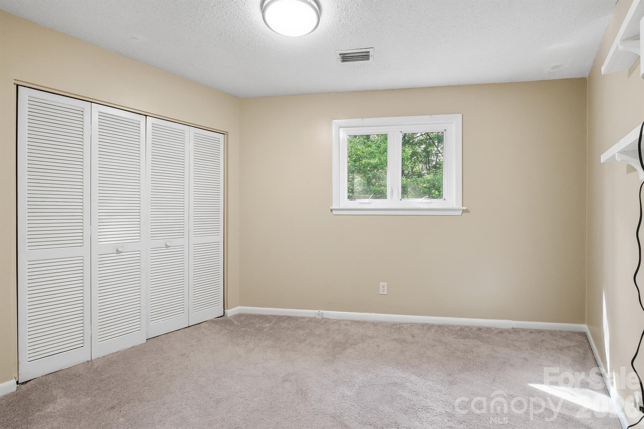 3190 Holly Road Property Photo 29