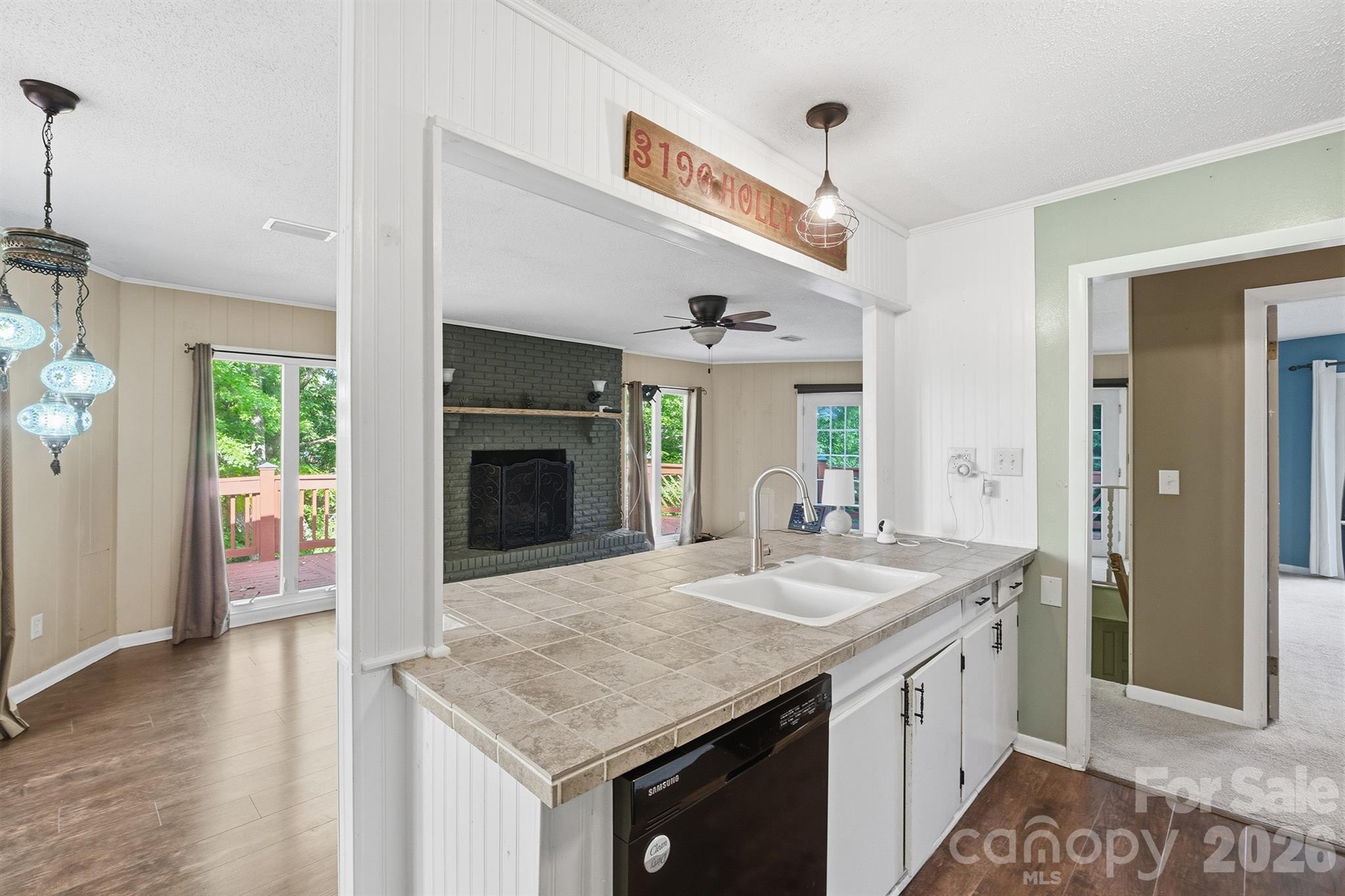 3190 Holly Road Property Photo 35