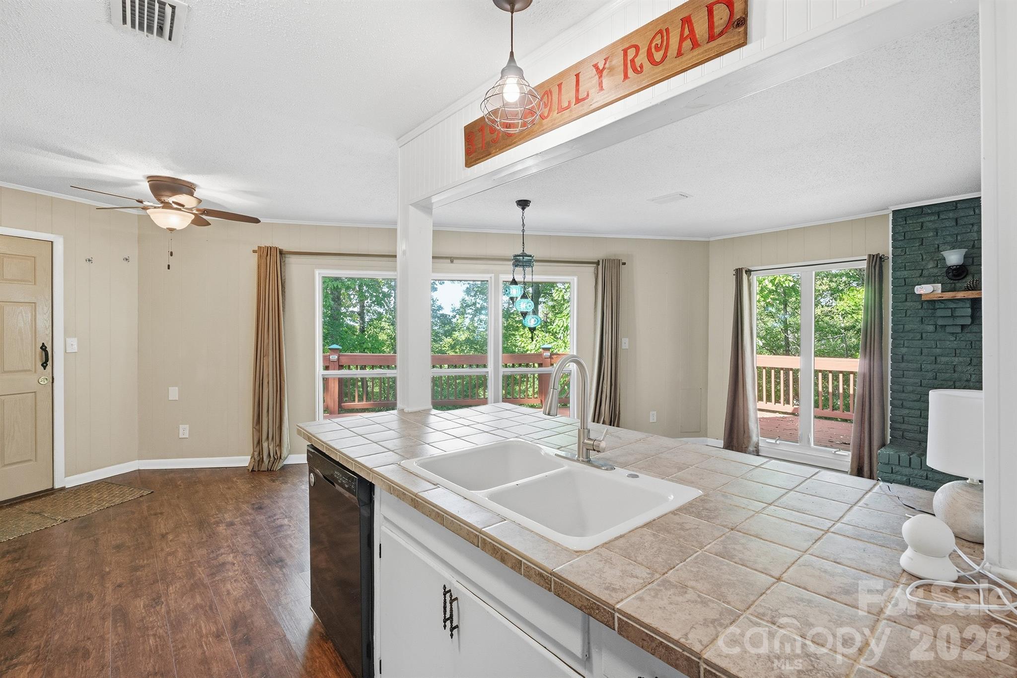 3190 Holly Road Property Photo 36