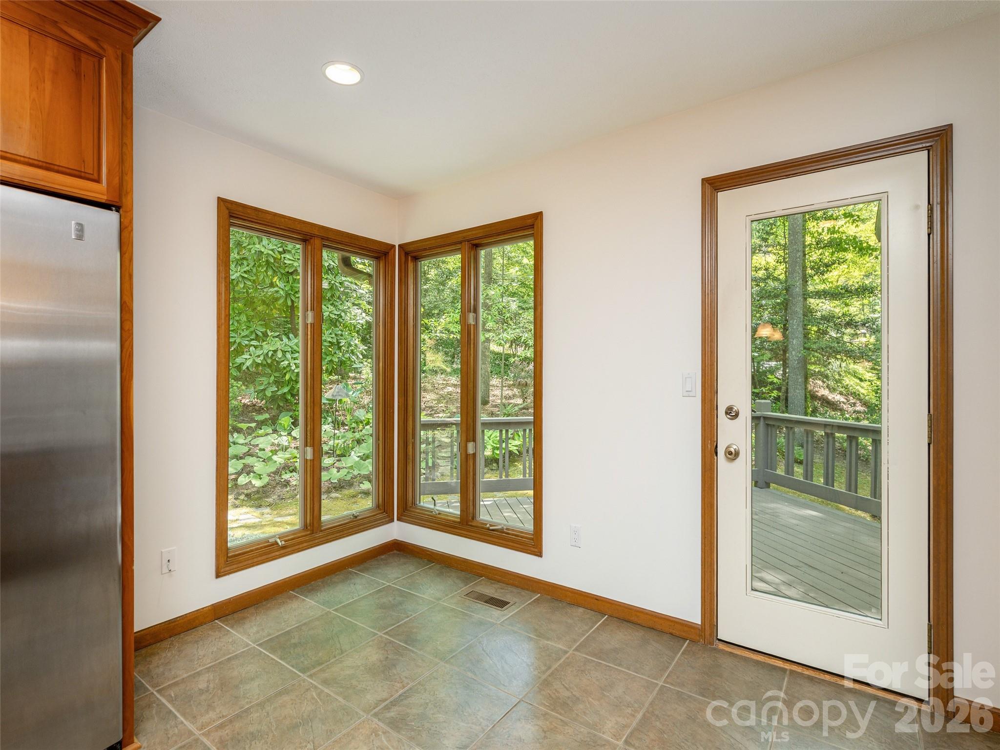 227 Estate Drive Property Photo 21