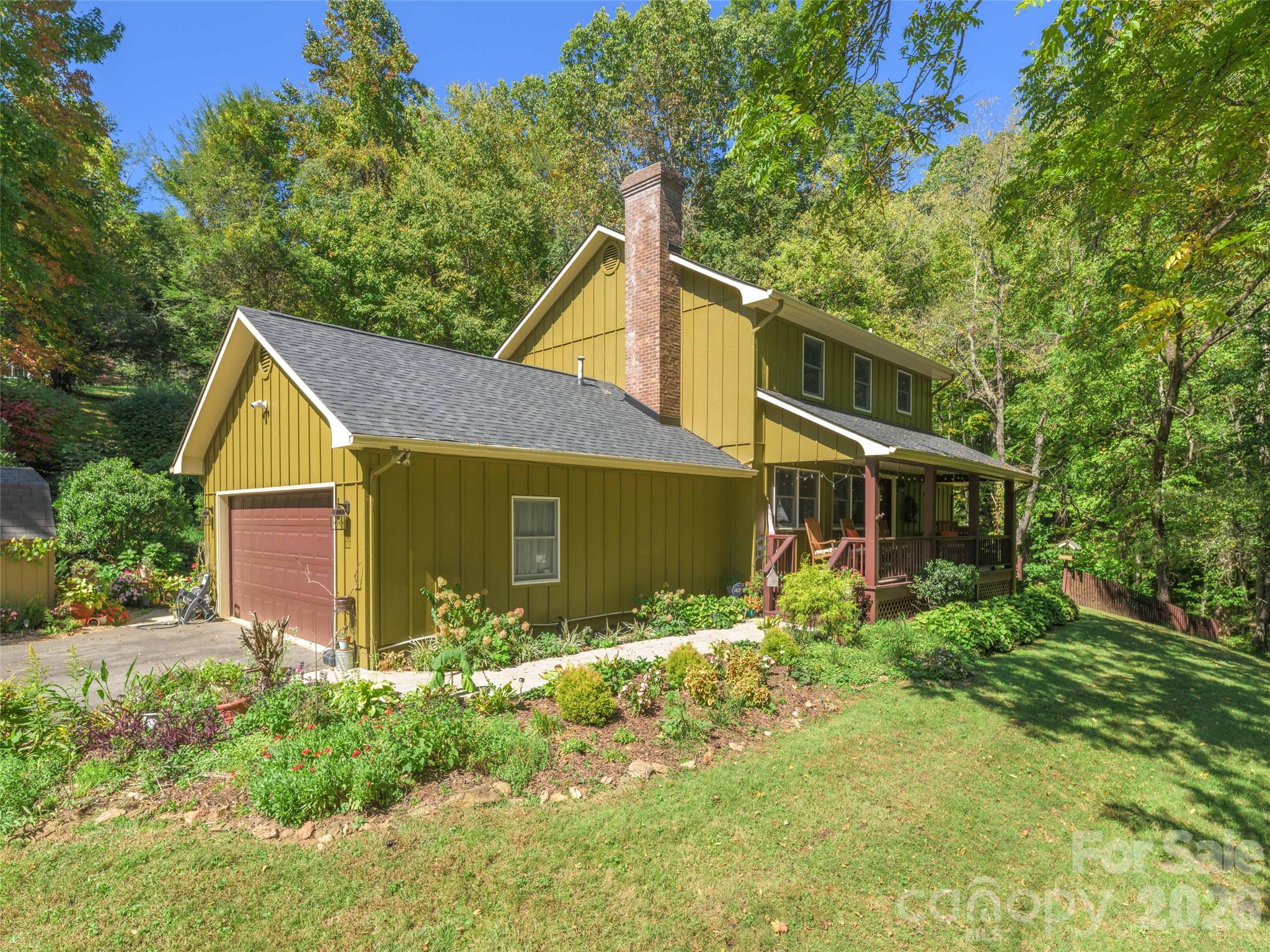300 Kelly Springs Road Property Photo 1