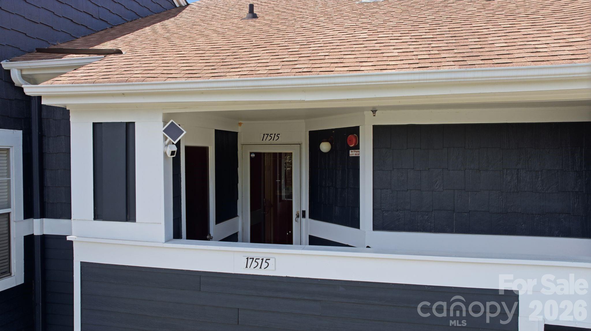 17515 Tuscany Lane Property Photo 4