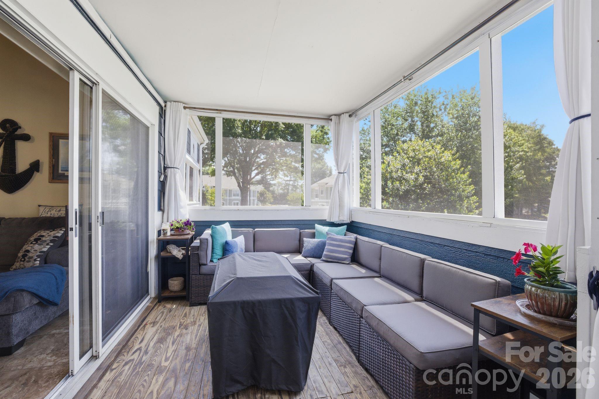 17515 Tuscany Lane Property Photo 6