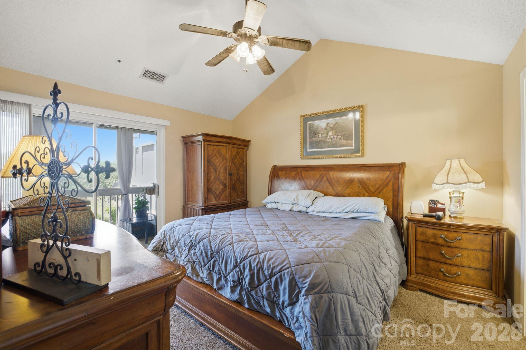 17515 Tuscany Lane Property Photo 18