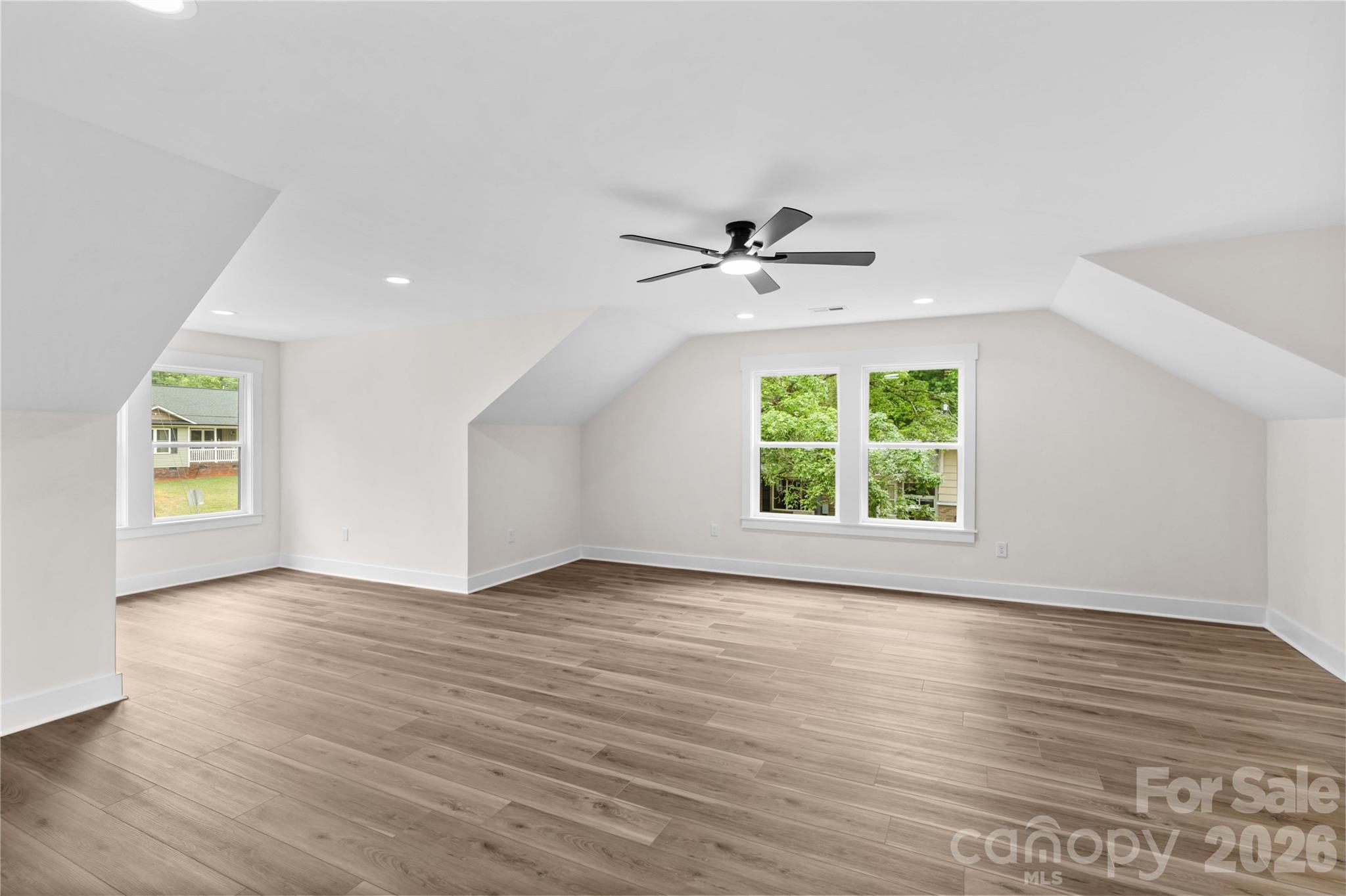 55 Elizabeth Street Property Photo 21