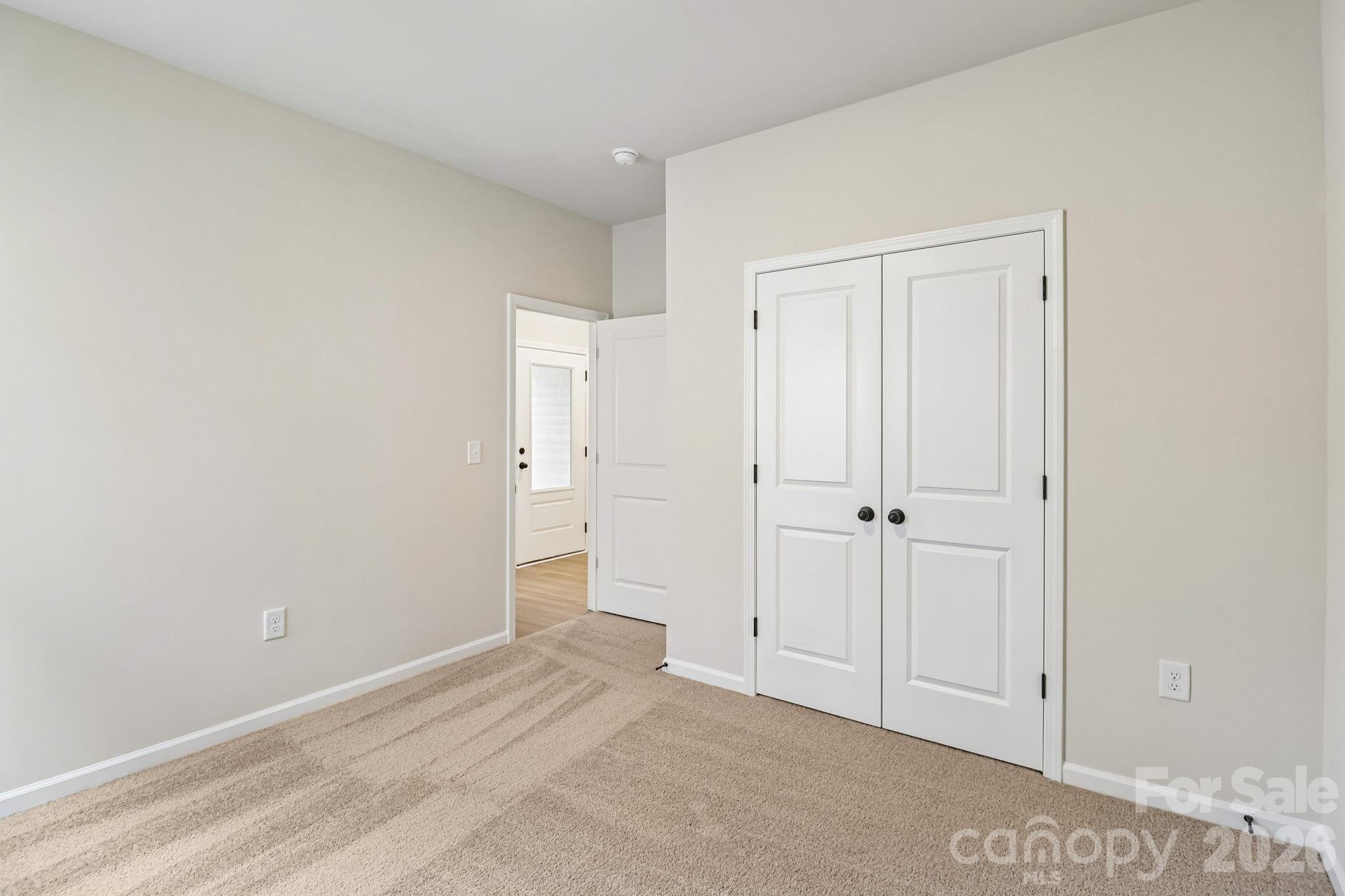 708 Willow Estates Drive Property Photo 9