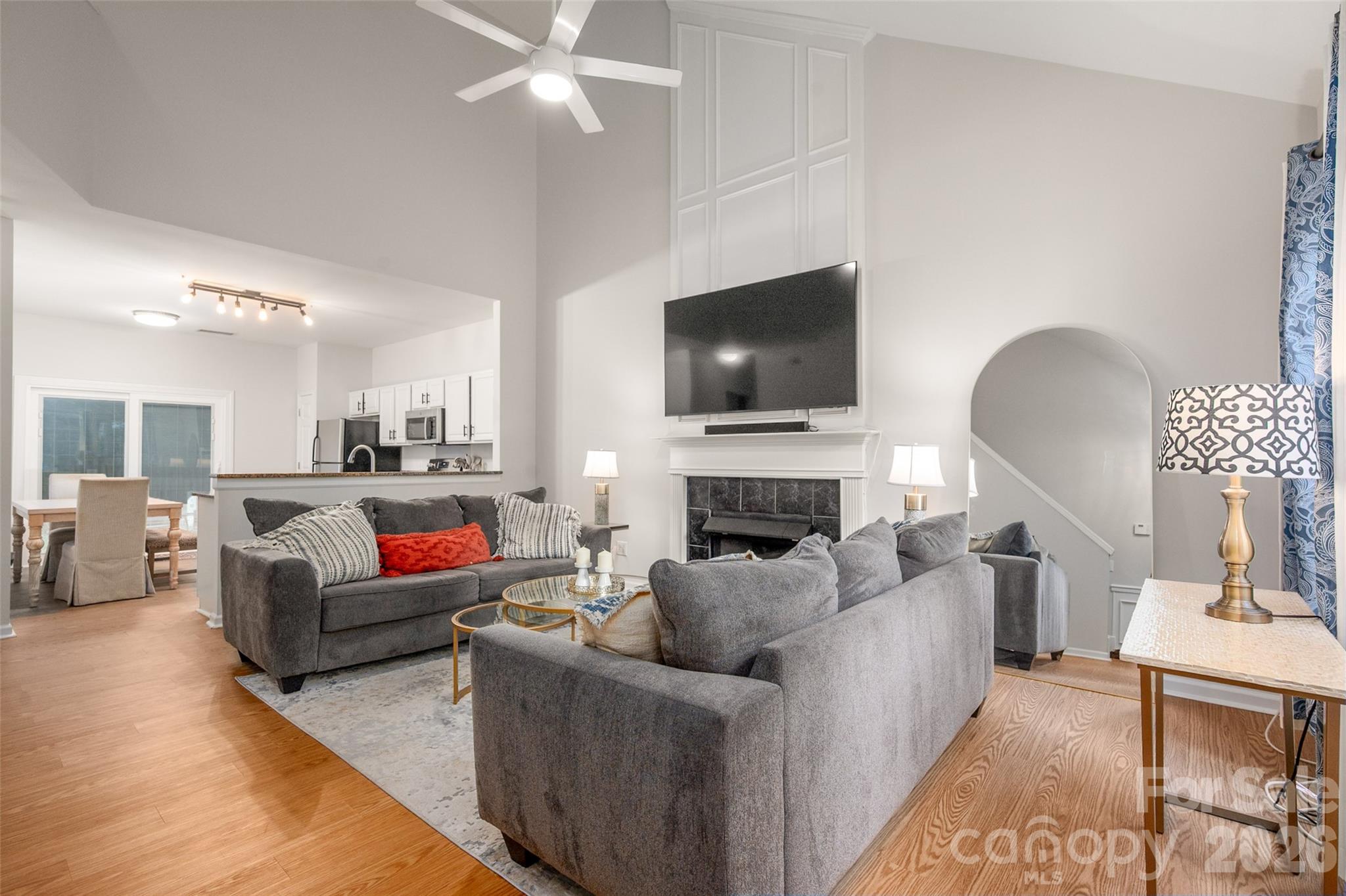 820 Autumn Rain Lane Property Photo 1