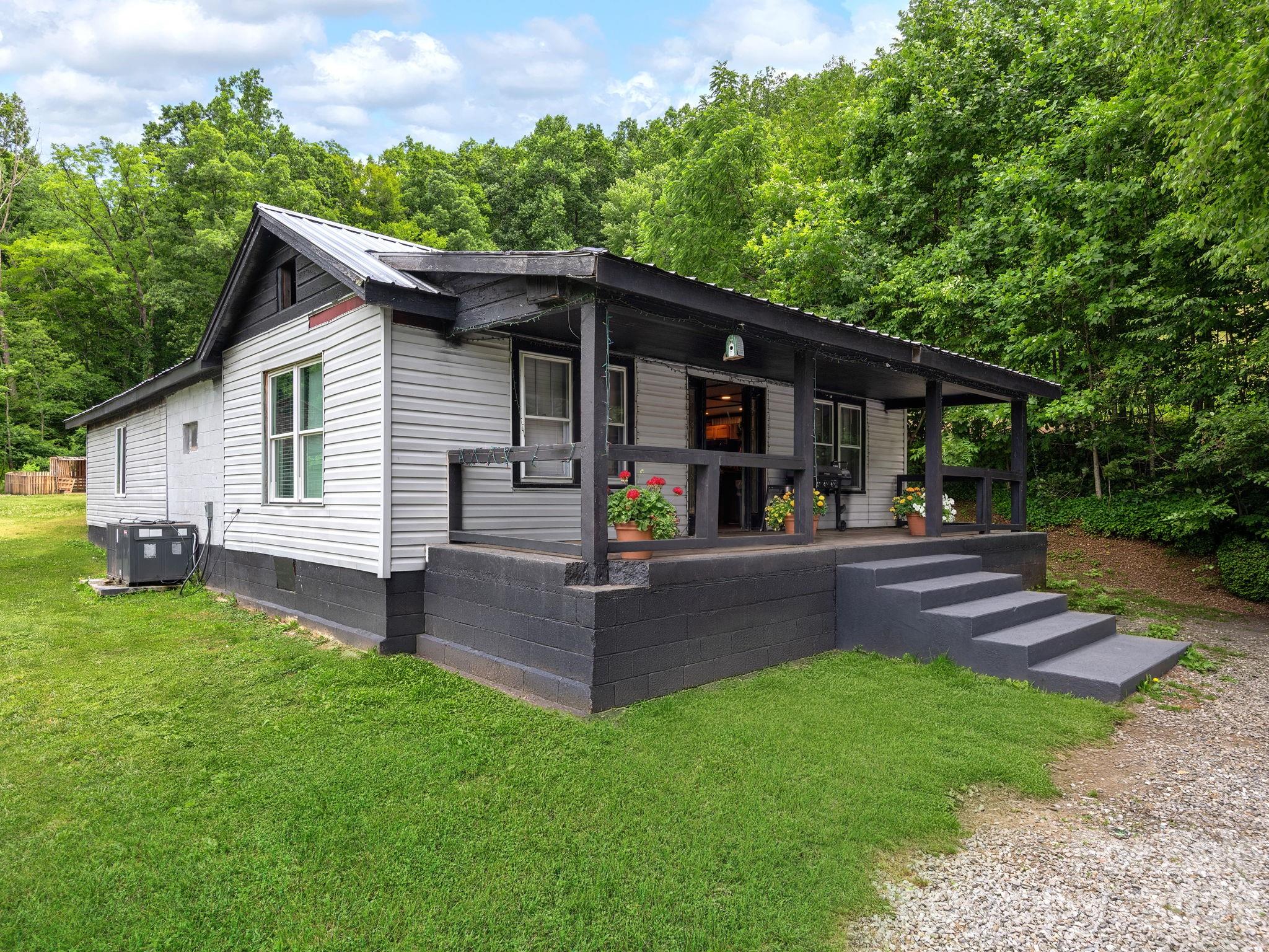 181 Harley Davidson Drive Property Photo 1