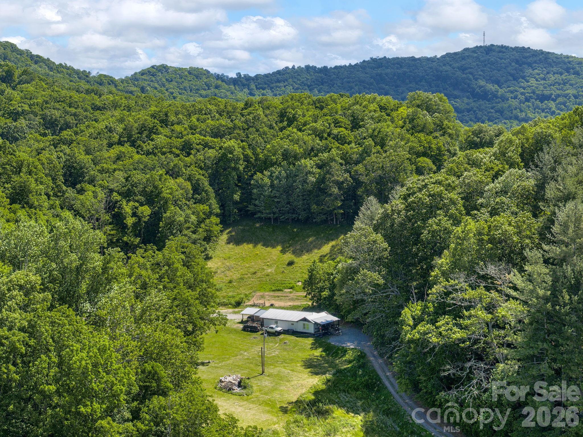 181 Harley Davidson Drive Property Photo 2