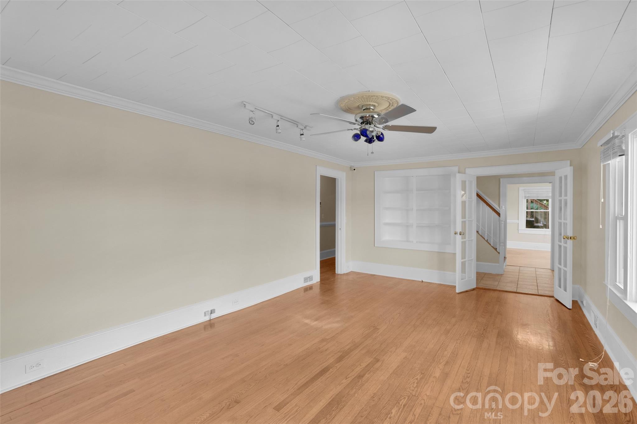2801 S Cannon Boulevard Property Photo 7