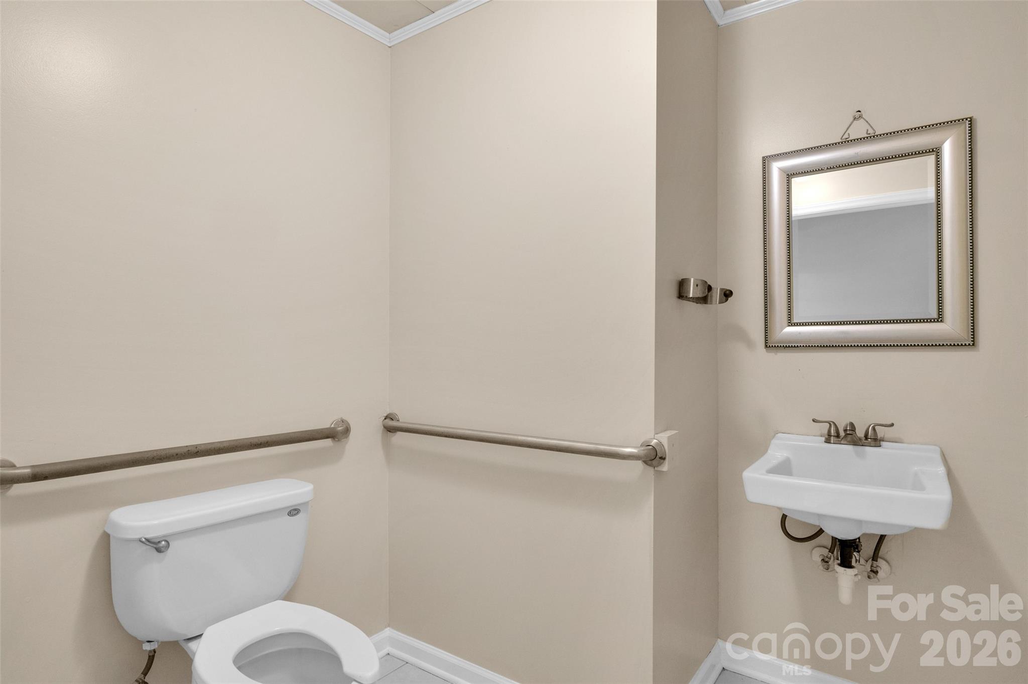 2801 S Cannon Boulevard Property Photo 16